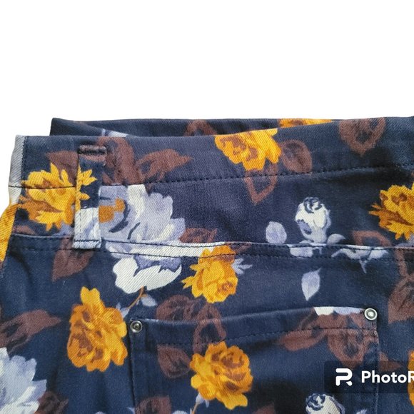 Faded glory pull on floral plus women’s leggings pants 2X - Picture 2 of 5